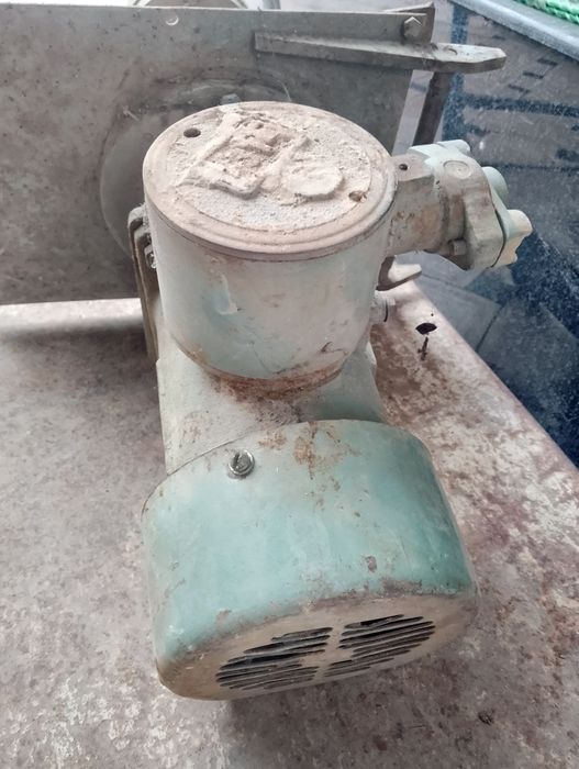 Продается водяной насос