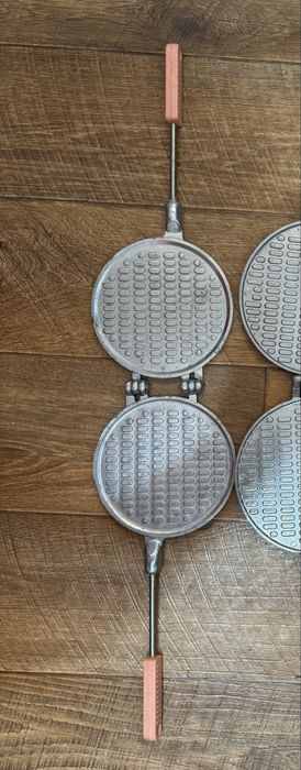 Советская вафельница на газу