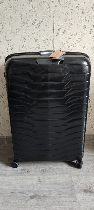 Продам чемодан  Samsonite L