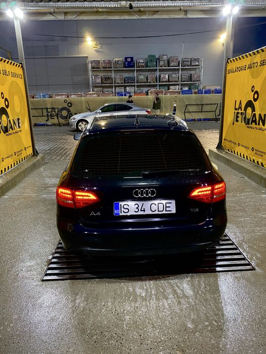 Audi A4 B8 2.0 tdi