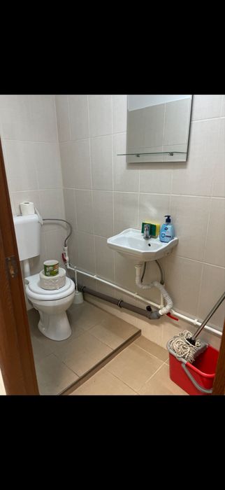Inchiriez spatiu comercial Dovali