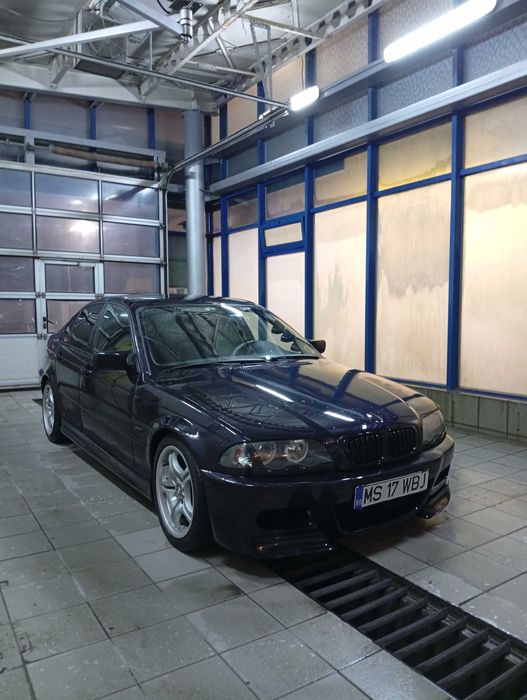 Vând Bmw e46 2.5i