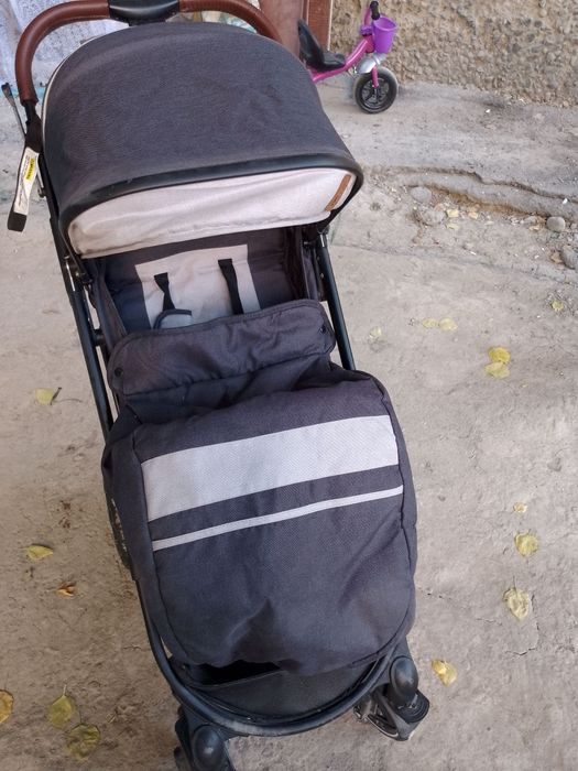 Детская коляска.