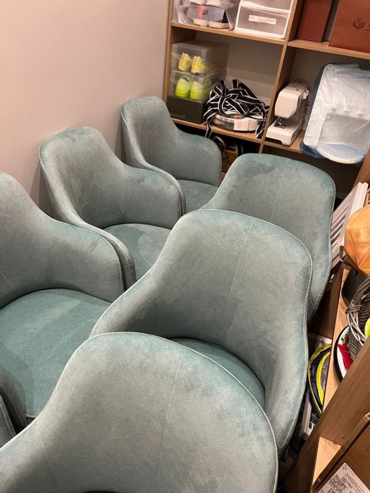 Продам новые стулья 10штук