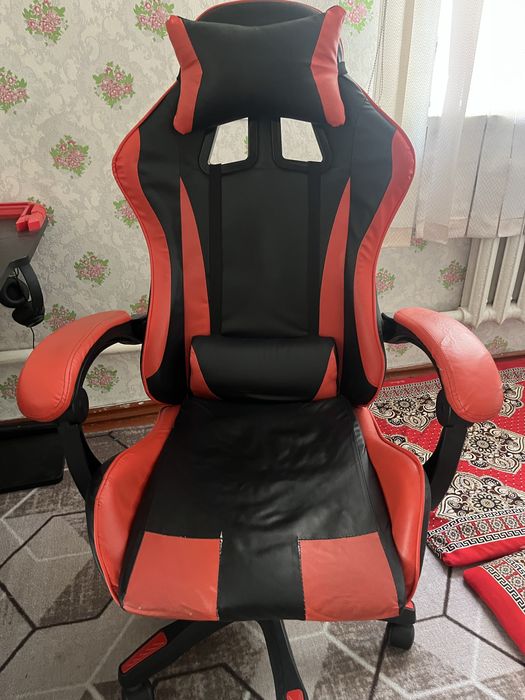 Продам игровое кресло