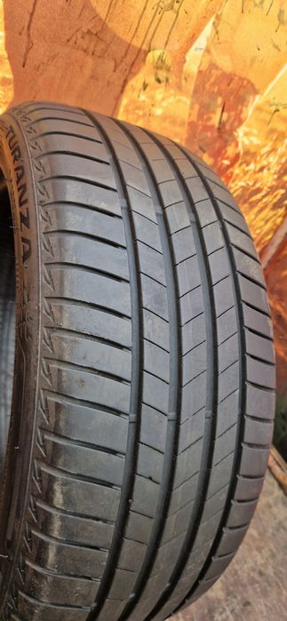 1 Anvelopa ca noua Bridgestone 225 50 R17 de vara
