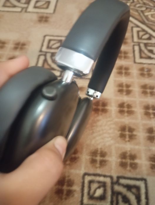 Науошник с микрофоном