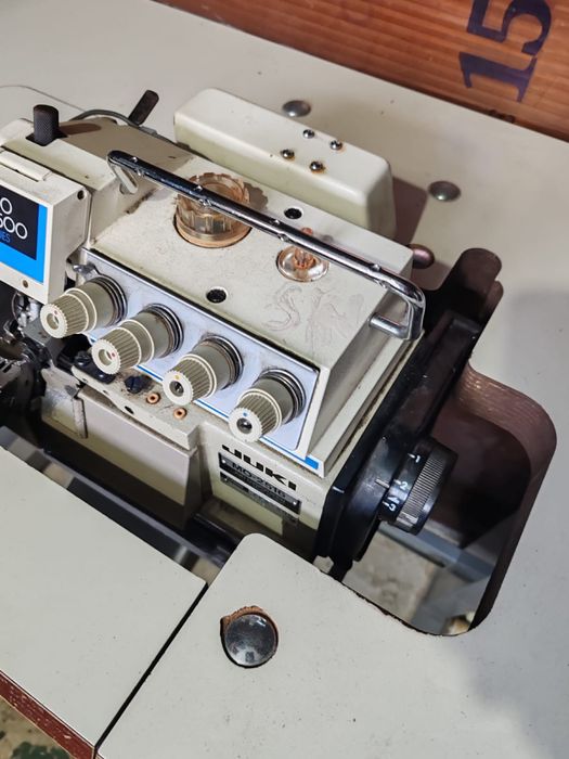 Продам Оверлок на 380v