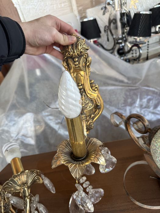 Люстры навесные, настенные