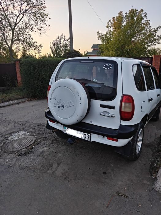 Продам машину Chevrolet Niva 2005г.