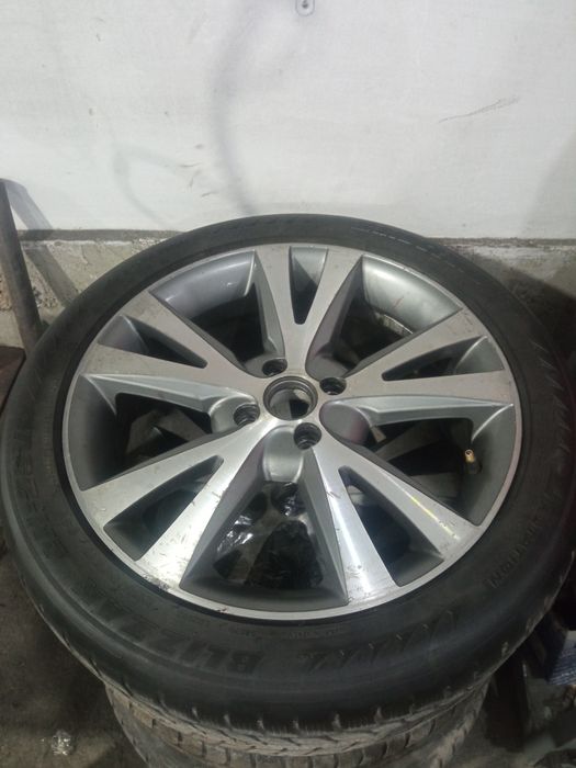 Покрышки и диски в сборе