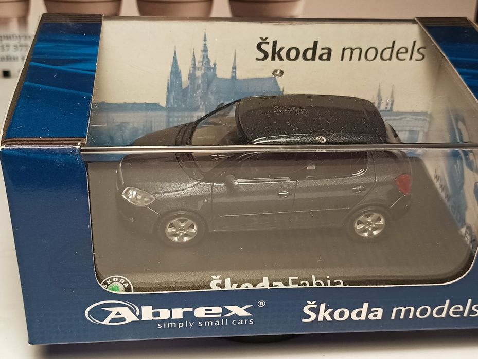 Умалвни макети мащаб 1:43