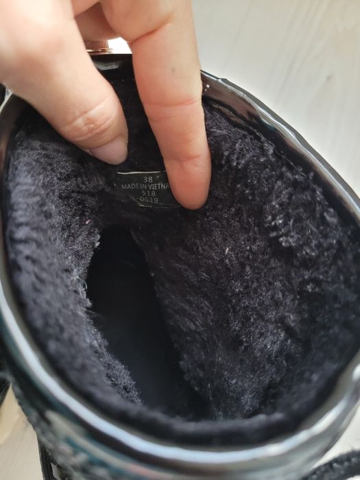 Cizme Guess marime 38