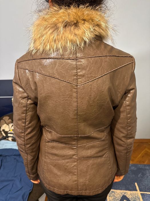 Дамско яке на марката Kensol