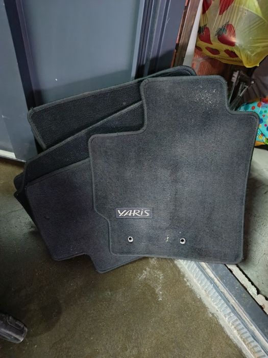 Полики на автомобиль