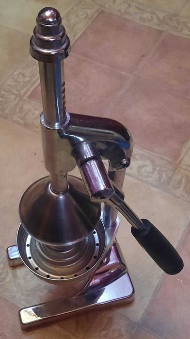 Соковыжималка ручная Juicer