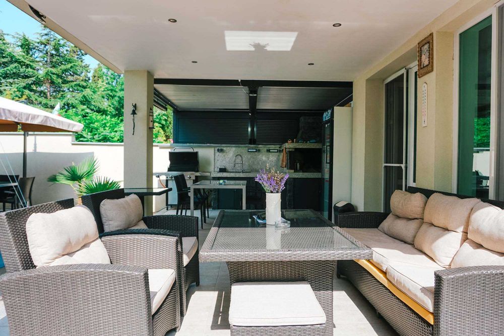 Еднофамилна жилищна сграда Приморско