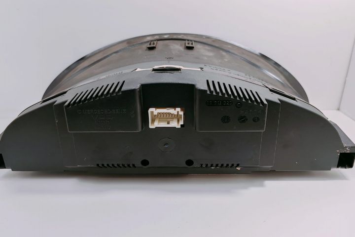 Ceas bord A2035402747 Mercedes-Benz C-Class W203/S203/CL203