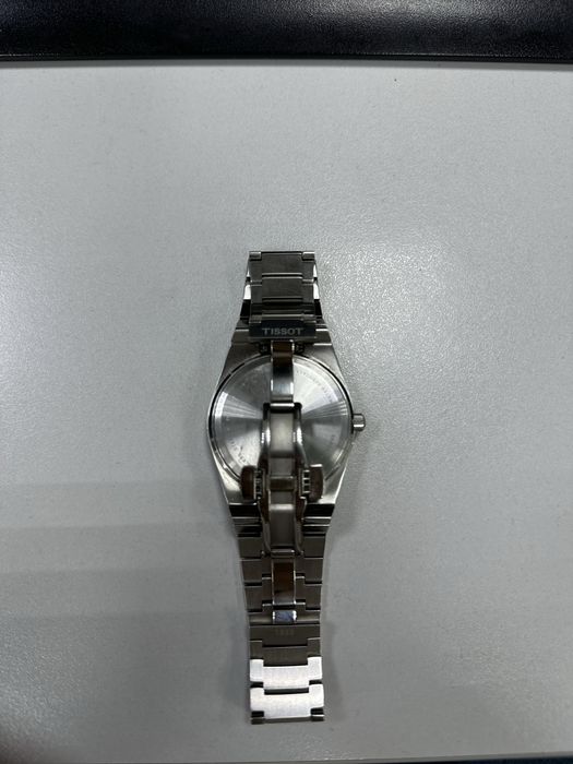Продаю часы TISSOT PRX