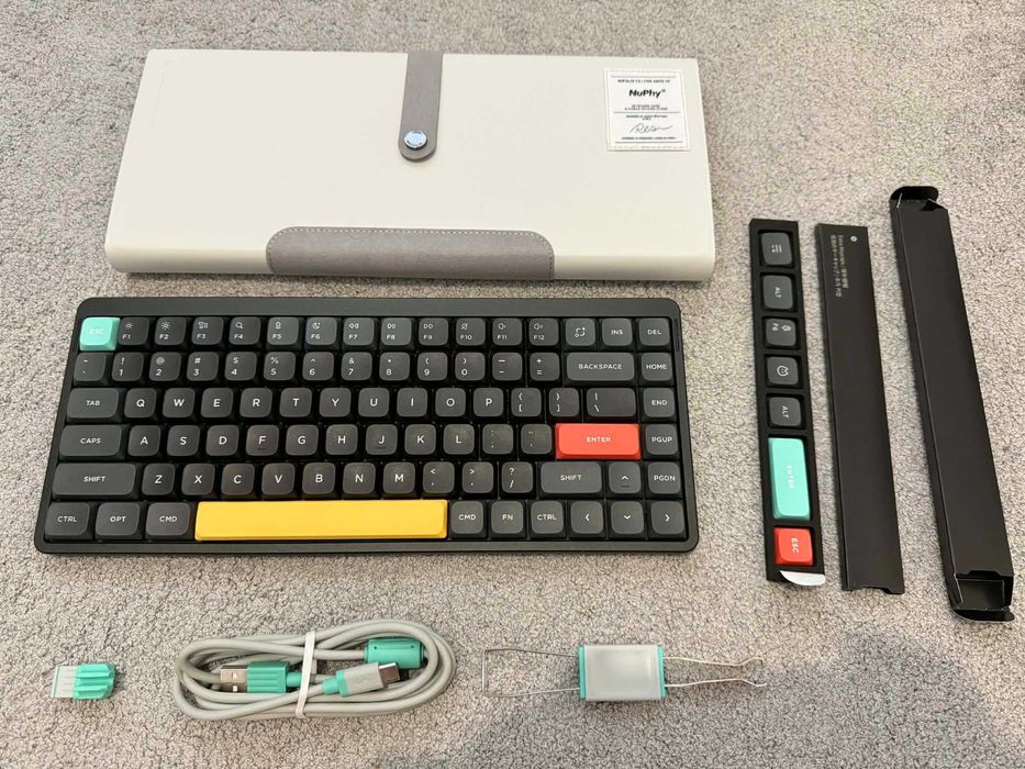 Tastatura NuPhy Air75 v2 + Extra NuFolio v3 Cover