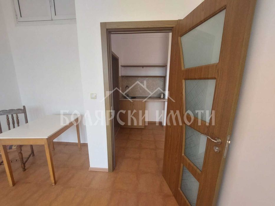Дава се под наем Офис в Велико Търново, Център - 47 кв.м за 336.6 € - Снимка #5