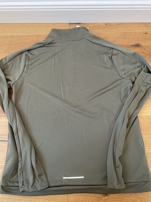 Bluza de alergare si fitness Nike pentru femei