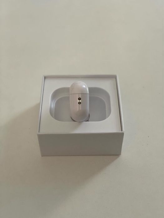 Apple AirPods Pro 2