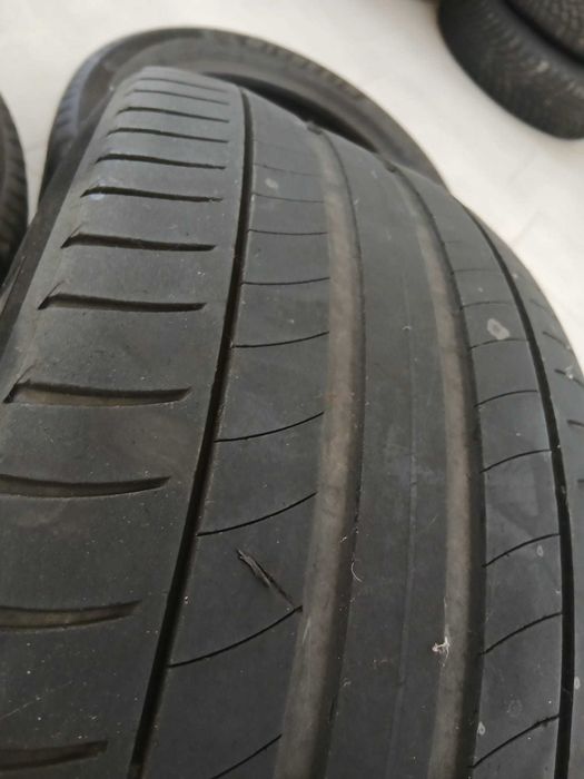 Set anvelope 2x MICHELIN 255/45 R19 vara PILOT SPORT 4 SUV  cu 2x MICHELIN 245/45 R19 PRIMACY 3 vara