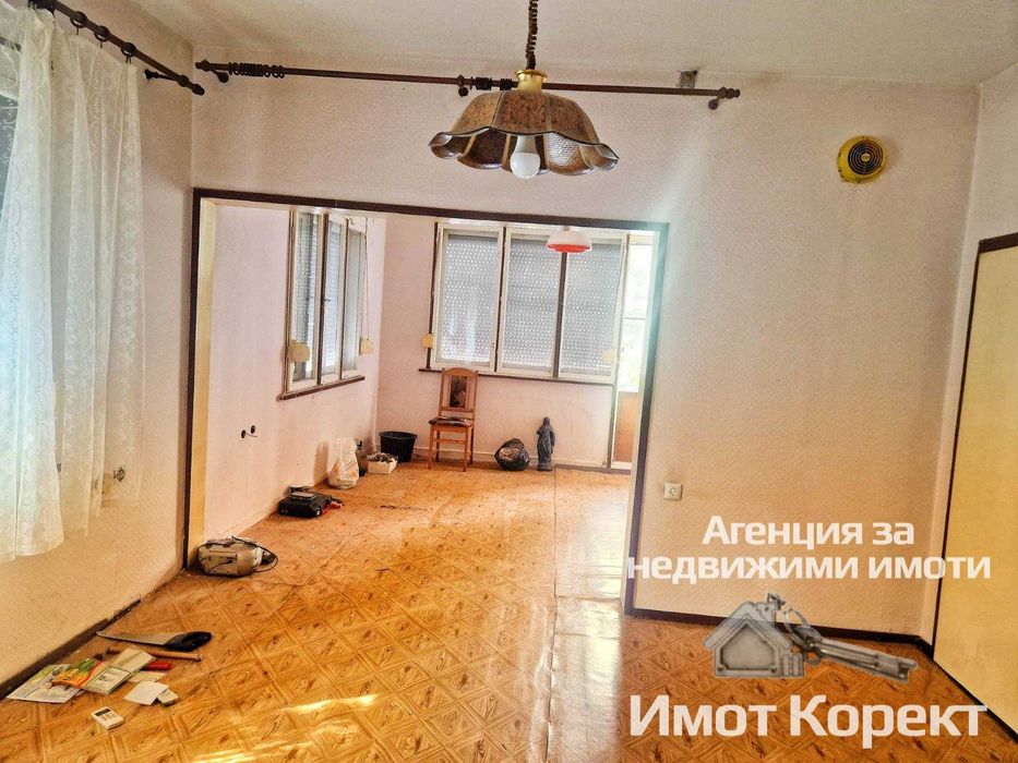 Имот Корект продава Етаж от къща и Гараж, ЦГЧ, Асеновград