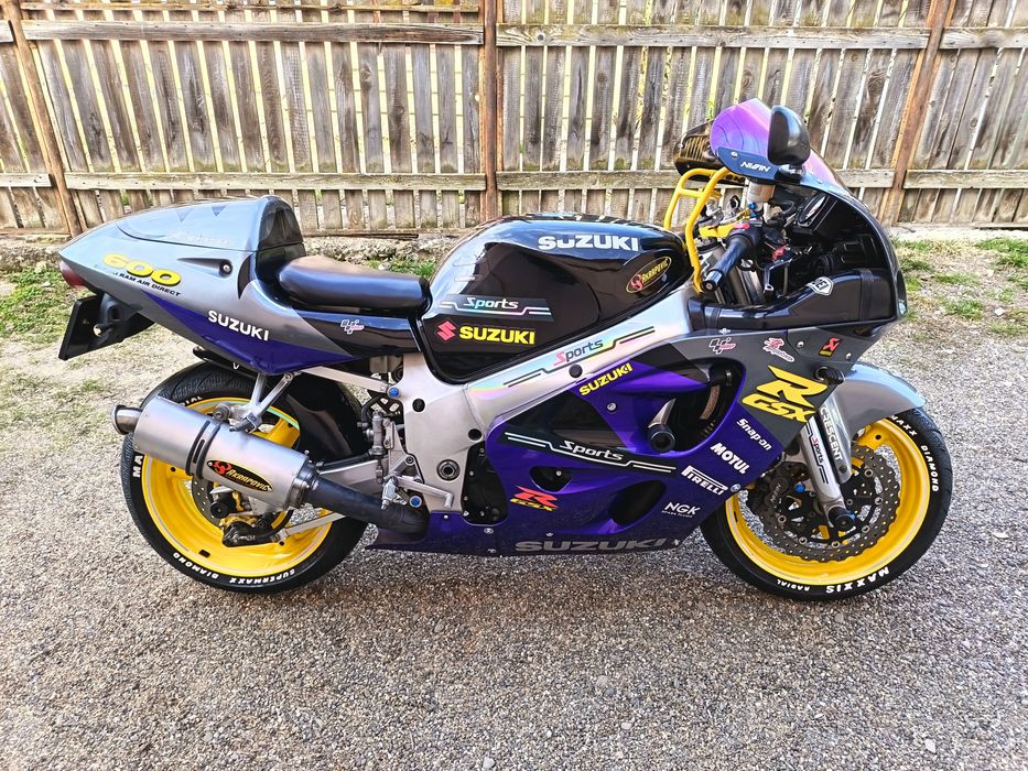 SUZUKI   GSXR  600   !   stare   FOARTE   BUNA