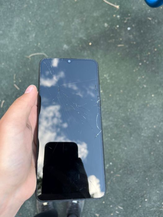 Продам телефон Редми 12с