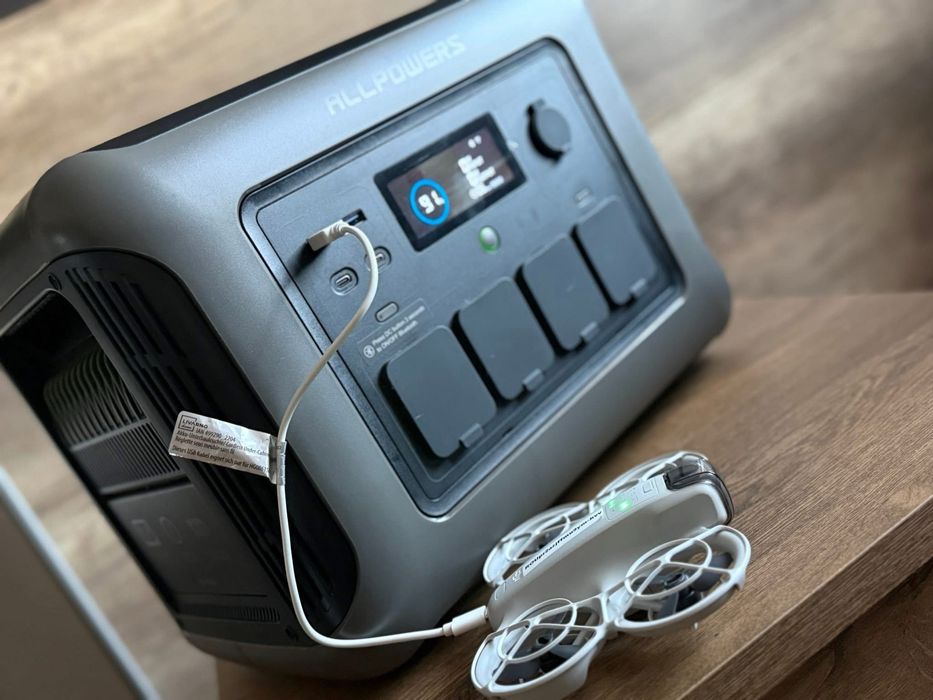 Vand kit OFF GRID , Panou solar 200w si statie All powers