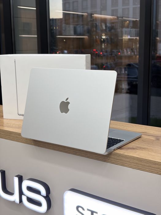 Macbook air 13 M2 8/256 gb EAC | 100% | iStatus