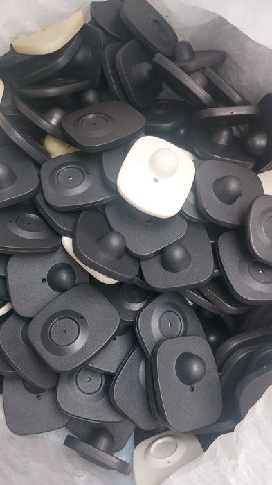 Продам Маникен ,магнит аларма