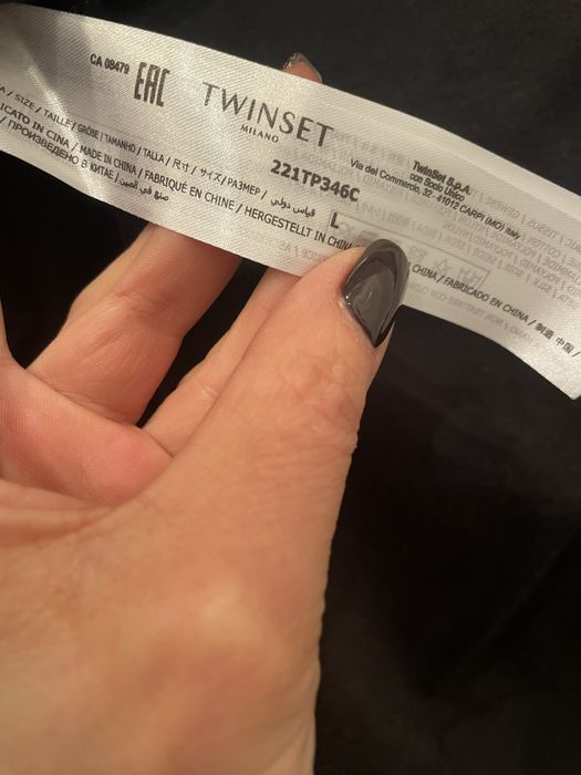 Twinset нов пуловер Резервиран!