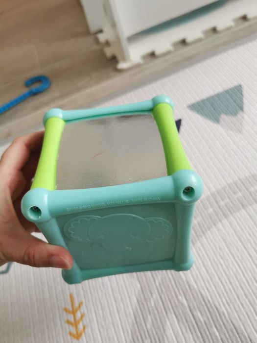 Интерактивно кубче Fisher price