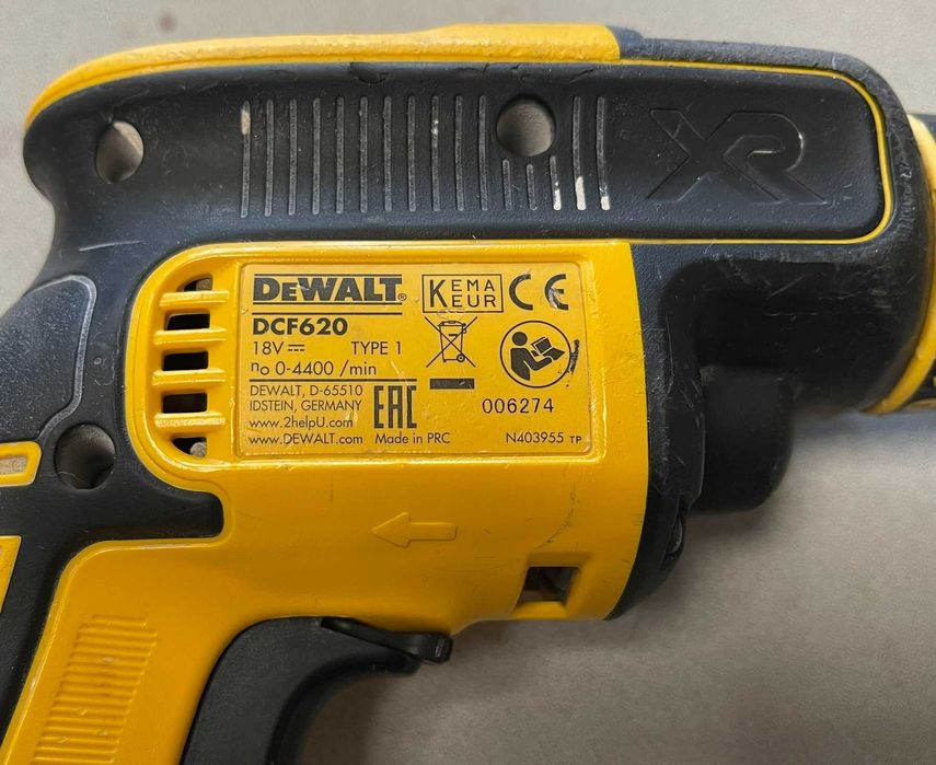 Комплект ударен винтоверт DeWalt DCF787+ DeWALT DCF620