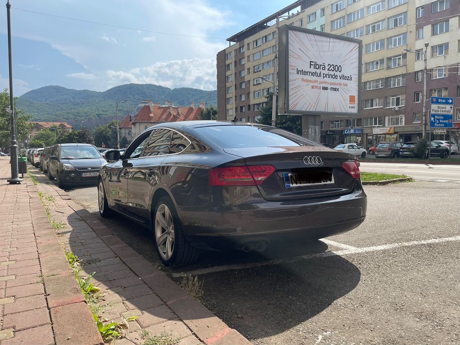 Audi A5 2.0TDI Qattro 2011