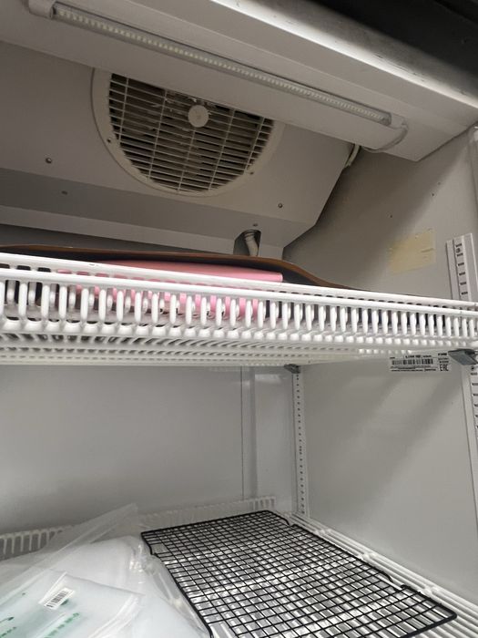 Продам холодильный шкаф Ice Stream DYNAMIC