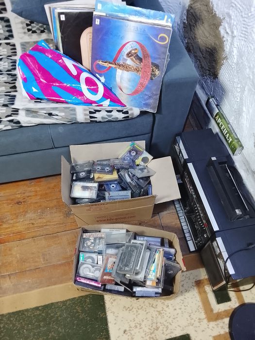 Кассеты пластинки катушки