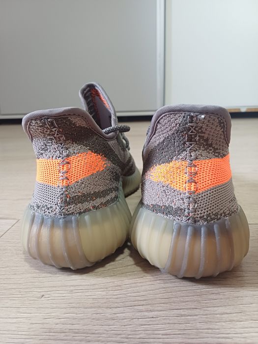 Yeezy Boost 350 V2 Beluga