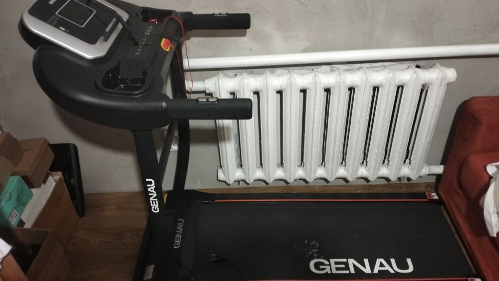 Беговая дорожка Genau x30 новая в отличном состоянии