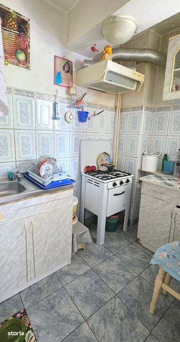 Etaj 3/4, garsoniera 23 mp, balcon, inchis, ideal investitie, Galata