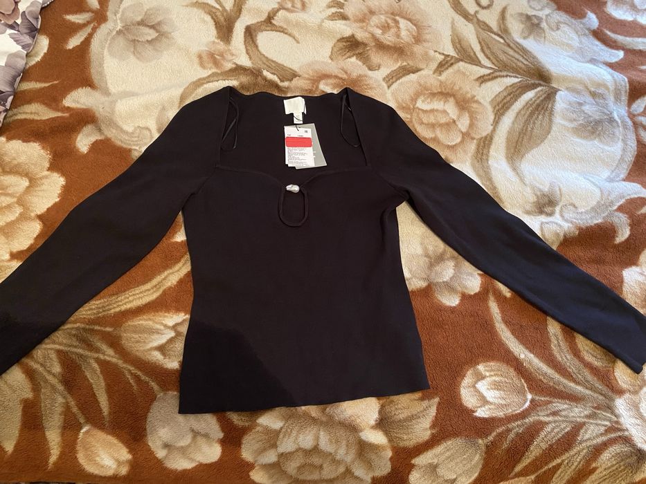 Кофта от бренда H&M