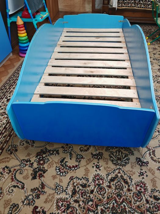 Продам кровать для мальчика