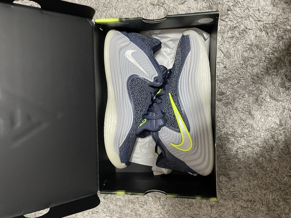 VAND URGENT Nike Giannis Freak 7 SE