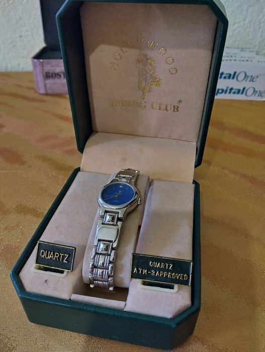 Лот 3бр.  Часовници