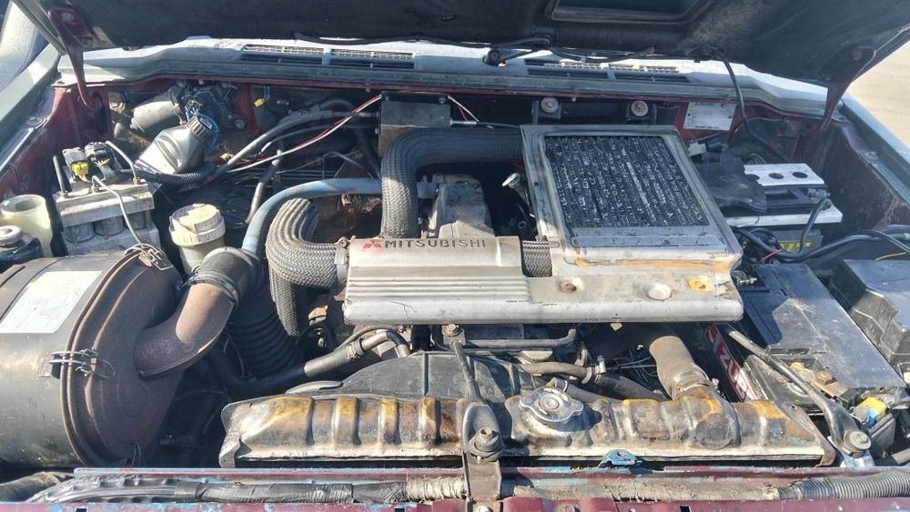 Продам Паджеро2 на полном ходу.