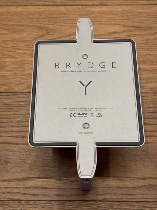 BRYDGE Вертикална стойка и докинг станция за MacBook Pro 16" 2019