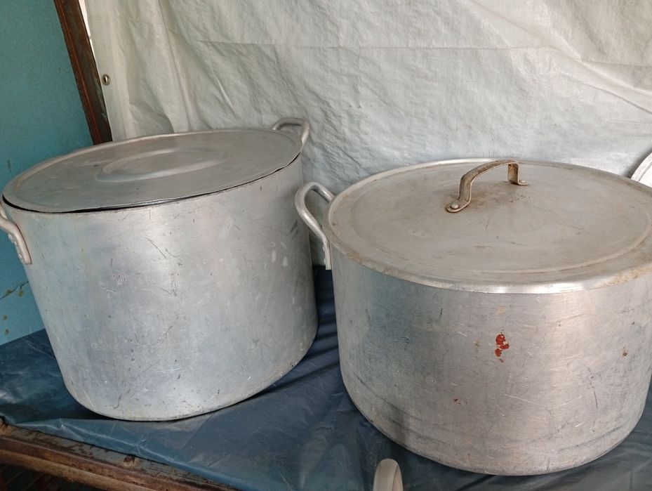 Продам кастрюлю 40 литров